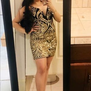 Agaci black and gold Dress ( only worn once )